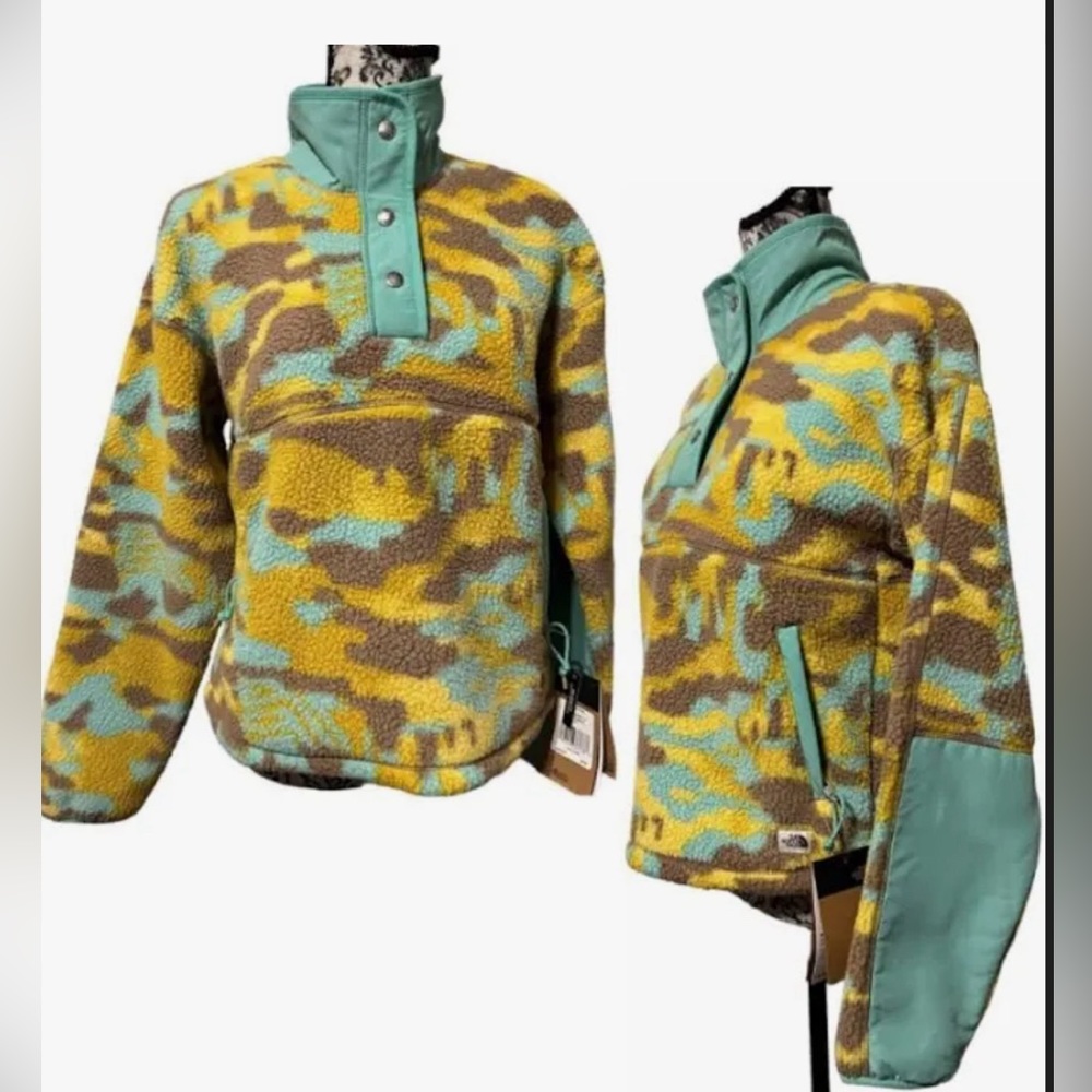 The North Face Women 1/4-Snap Fleece top-size M (BNWT)
